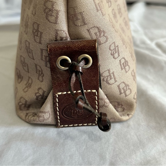 Dooney & Bourke Mini Tassels Taupe and Brown Leather Purse - New w/o Tags - Picture 5 of 8
